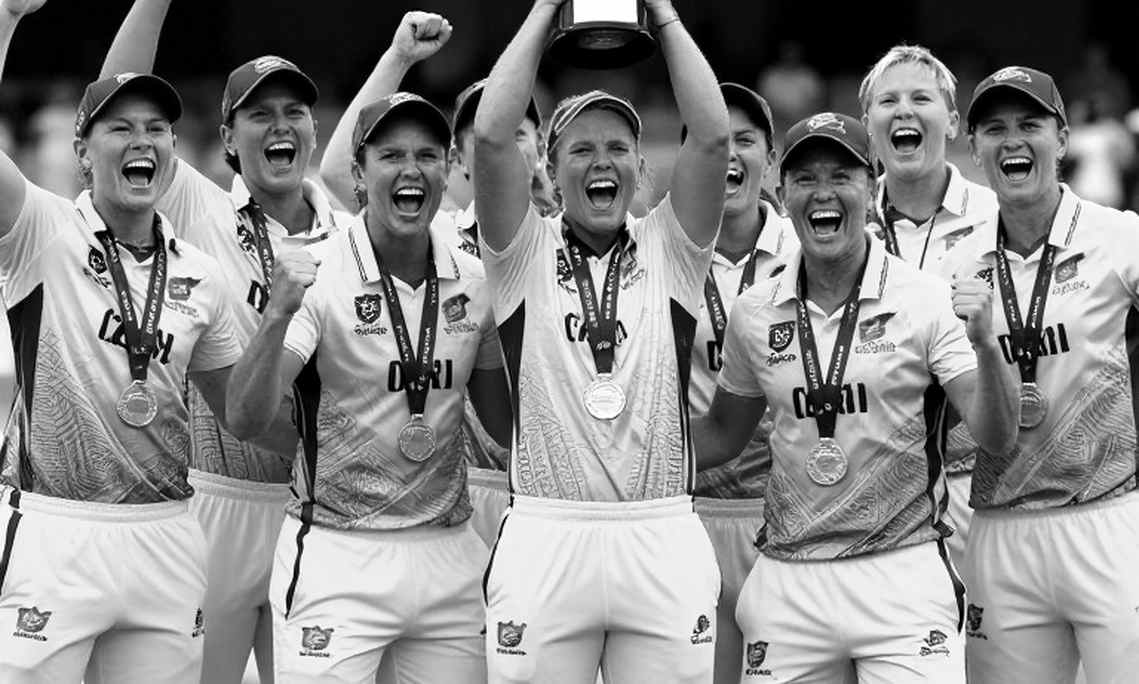 ৮৪ বনাম ৮৩: নর্থ সিডনি ওভালে গার্ডনারের ইনিংস আর অস্ট্রেলিয়ার বাকি দশ জন