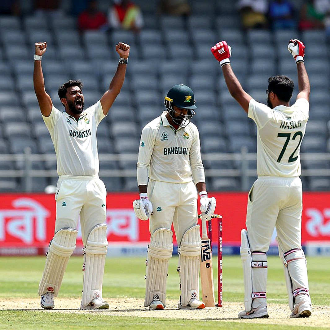 ১১৪৭ রানের নীরবতা: টাসম্যানিয়ার দেয়াল, এনএসডব্লিউ-র অসমাপ্ত কাজ আর অলিভার ডেভিসের ২৫৩-এর ফরেনসিক পাঠ ১১৪৭ রানের নীরবতা: টাসম্যানিয়ার দেয়াল, এনএসডব্লিউ-র অসমাপ্ত কাজ আর অলিভার ডেভিসের ২৫৩-এর ফরেনসিক পাঠ