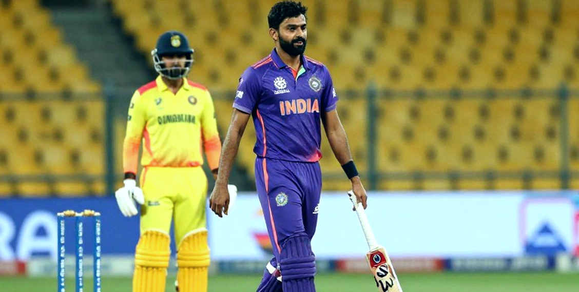 মিডল-ওভার ব্লক: যেখানে ফেভারিটরা ক্লাইম্ব করতে ভুলে যায়